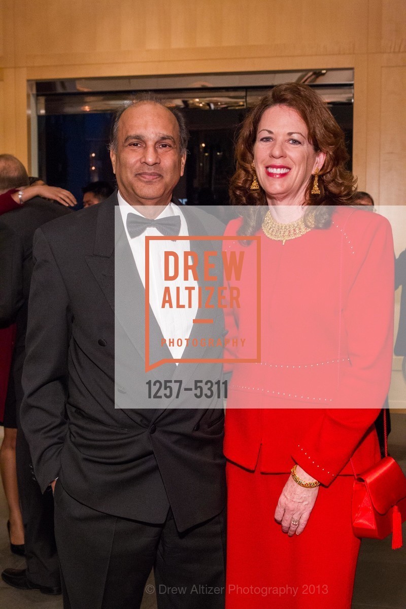 Arvind Sodhani, Beverly Jones, Photo #1257-5311
