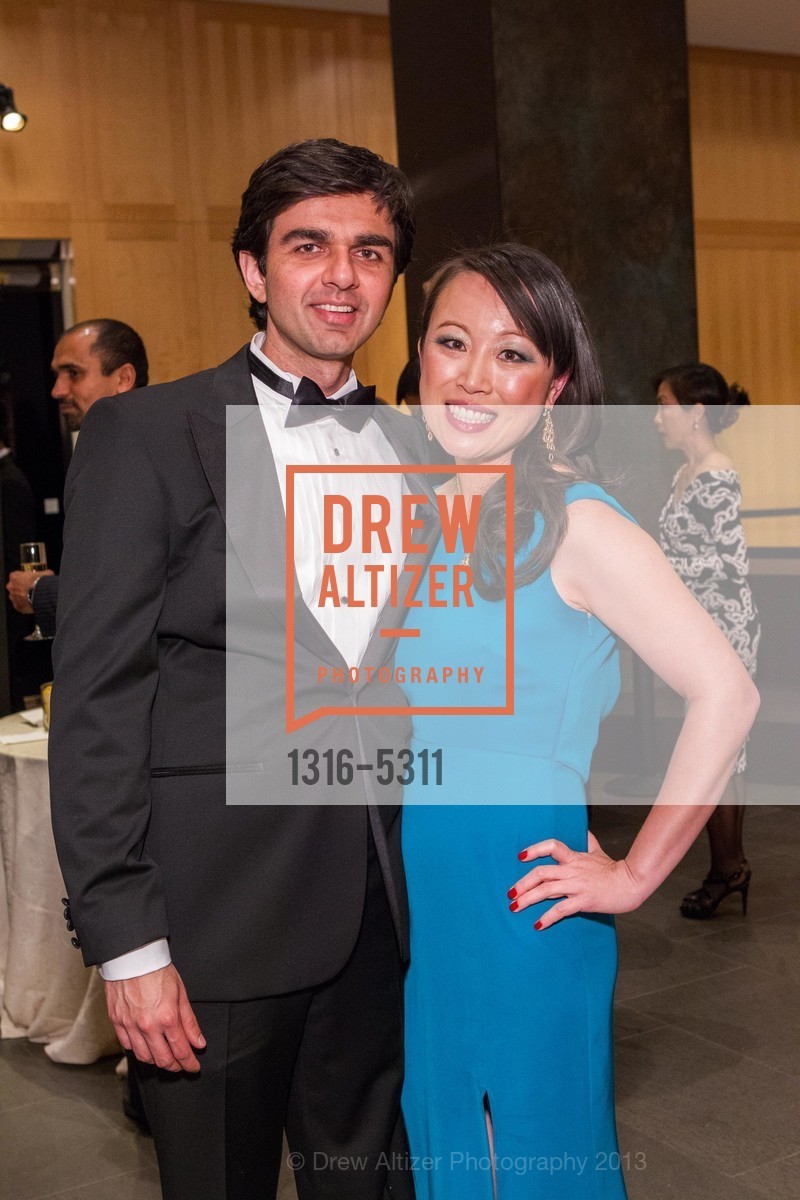 Rajan Bahl, Joanne Zhong, Opening Night Gala for the TERRACOTTA EXHIBITION, US, February 19th, 2013, Photo #1316-5311 Rajan Bahl, Joanne Zhong, Photo #1316-5311