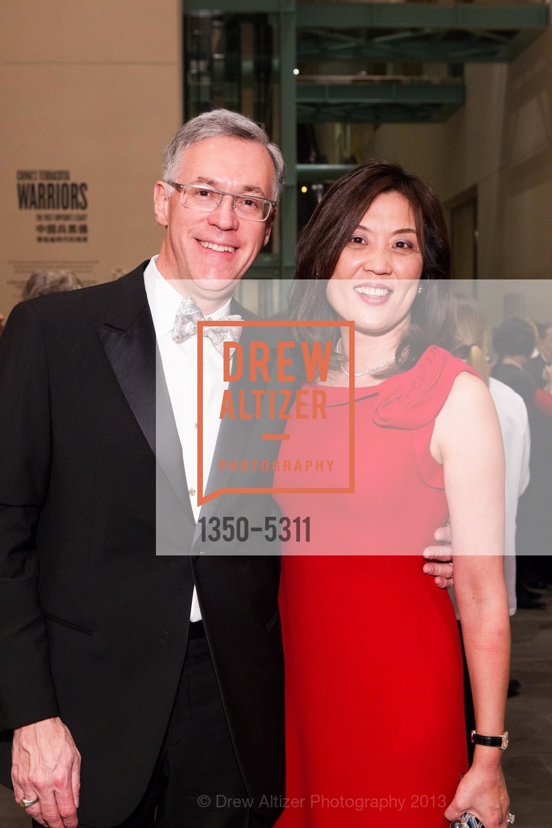 Frank Ingriselli, Sung Jin Lee, Opening Night Gala for the TERRACOTTA EXHIBITION, US, February 19th, 2013, Photo #1350-5311 Frank Ingriselli, Sung Jin Lee, Photo #1350-5311