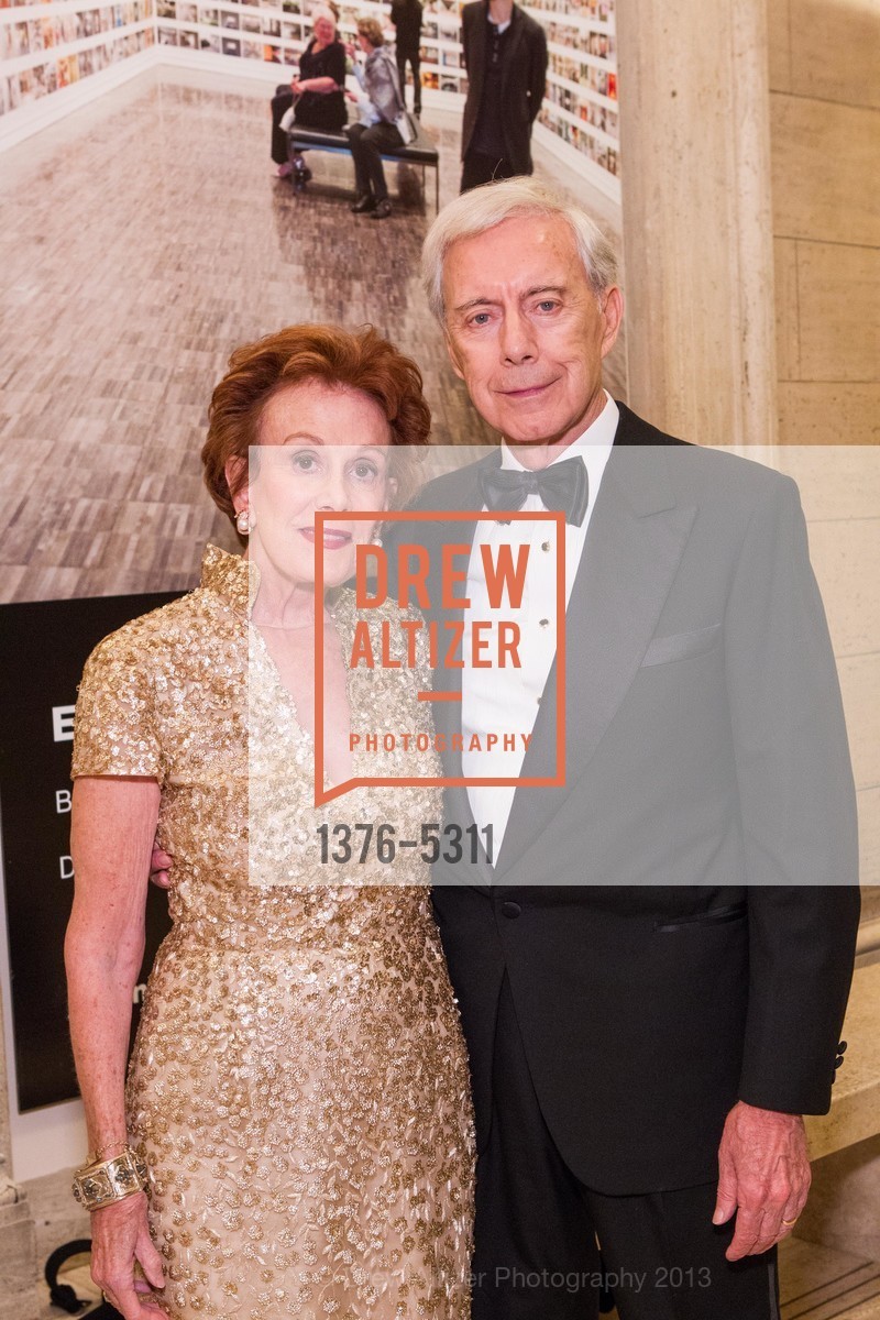 Phoebe Cowles, Robert Girard, Opening Night Gala for the TERRACOTTA EXHIBITION, US, February 19th, 2013, Photo #1376-5311 Phoebe Cowles, Robert Girard, Photo #1376-5311