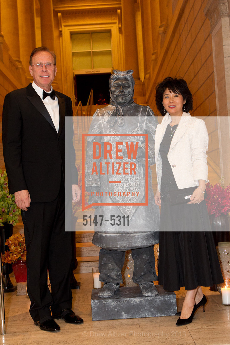 Thomas Henderson, Aileen Yen, Opening Night Gala for the TERRACOTTA EXHIBITION, US, February 19th, 2013, Photo #5147-5311 Thomas Henderson, Aileen Yen, Photo #5147-5311