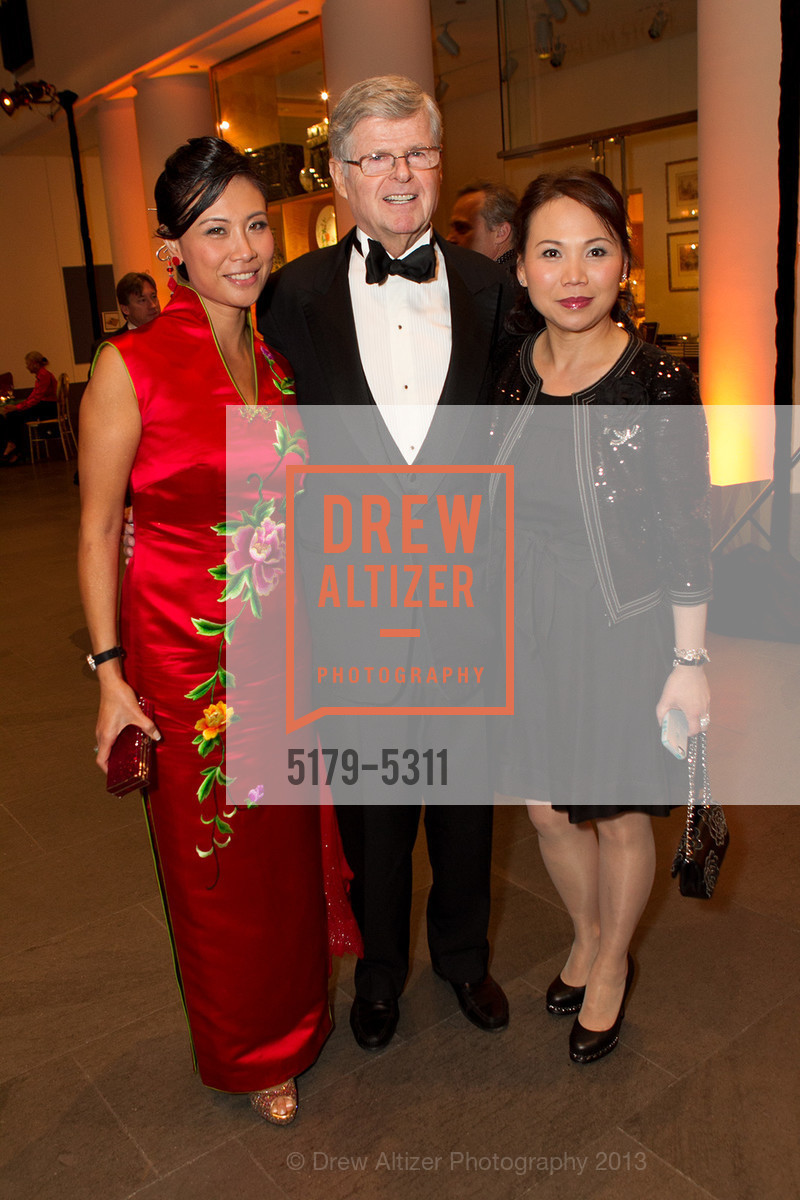Annie Wong, Richard Barker, Cindy Wong, Photo #5179-5311