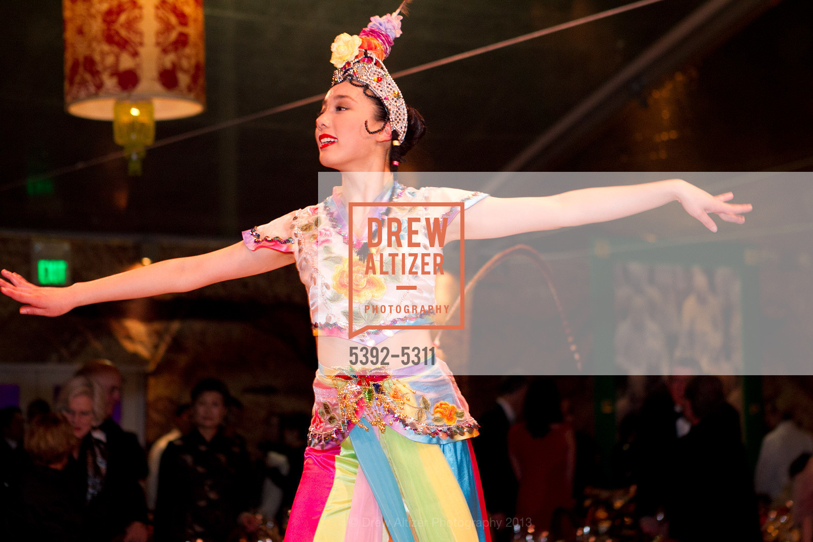 Performance, Opening Night Gala for the TERRACOTTA EXHIBITION, US, February 19th, 2013, Photo #5392-5311 Performance, Photo #5392-5311