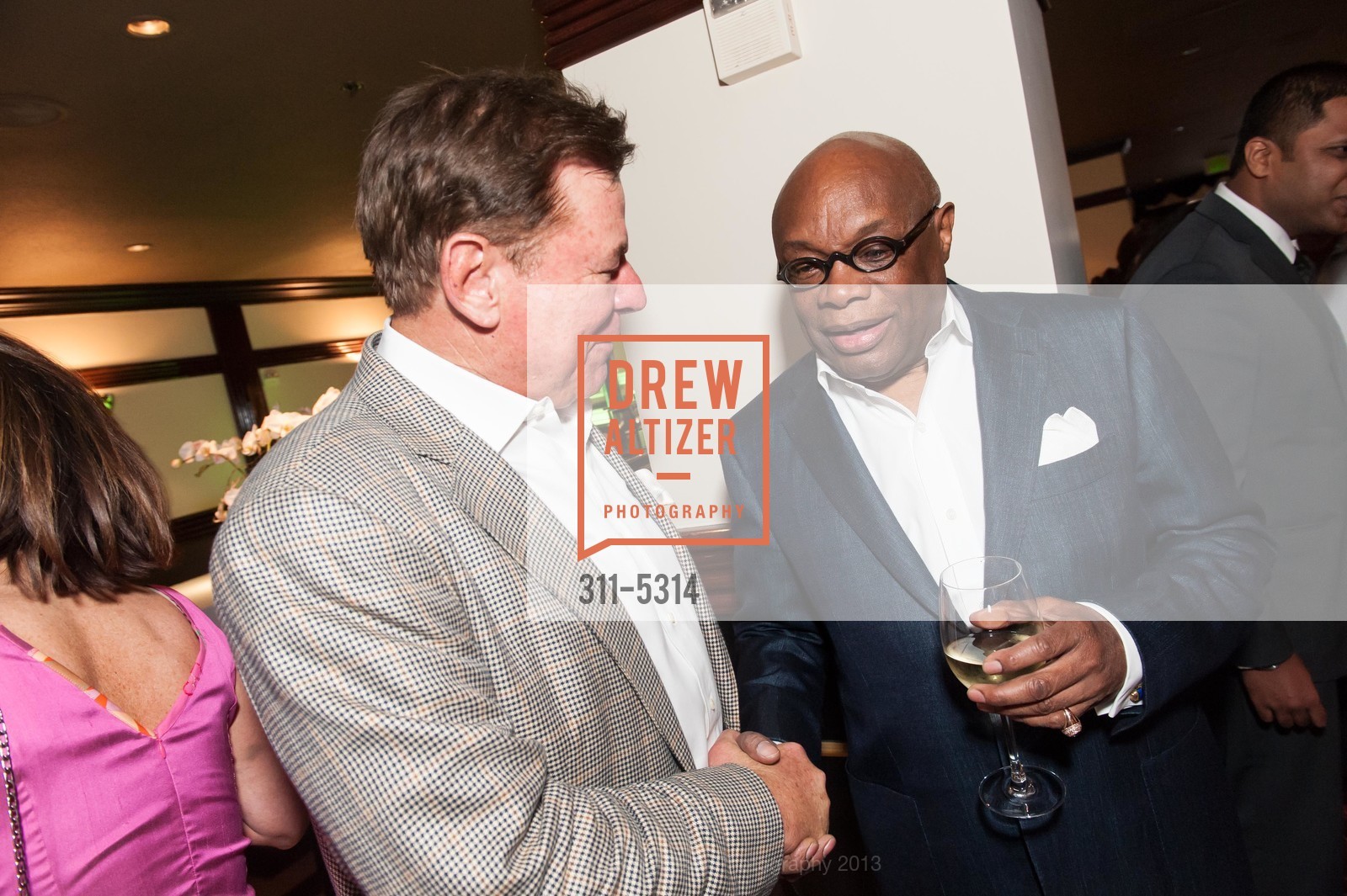 Michael Yancey, Willie Brown, OSSO STEAKHOUSE Pre-Opening Party, US, May 1st, 2013, Photo #311-5314 Michael Yancey, Willie Brown, Photo #311-5314