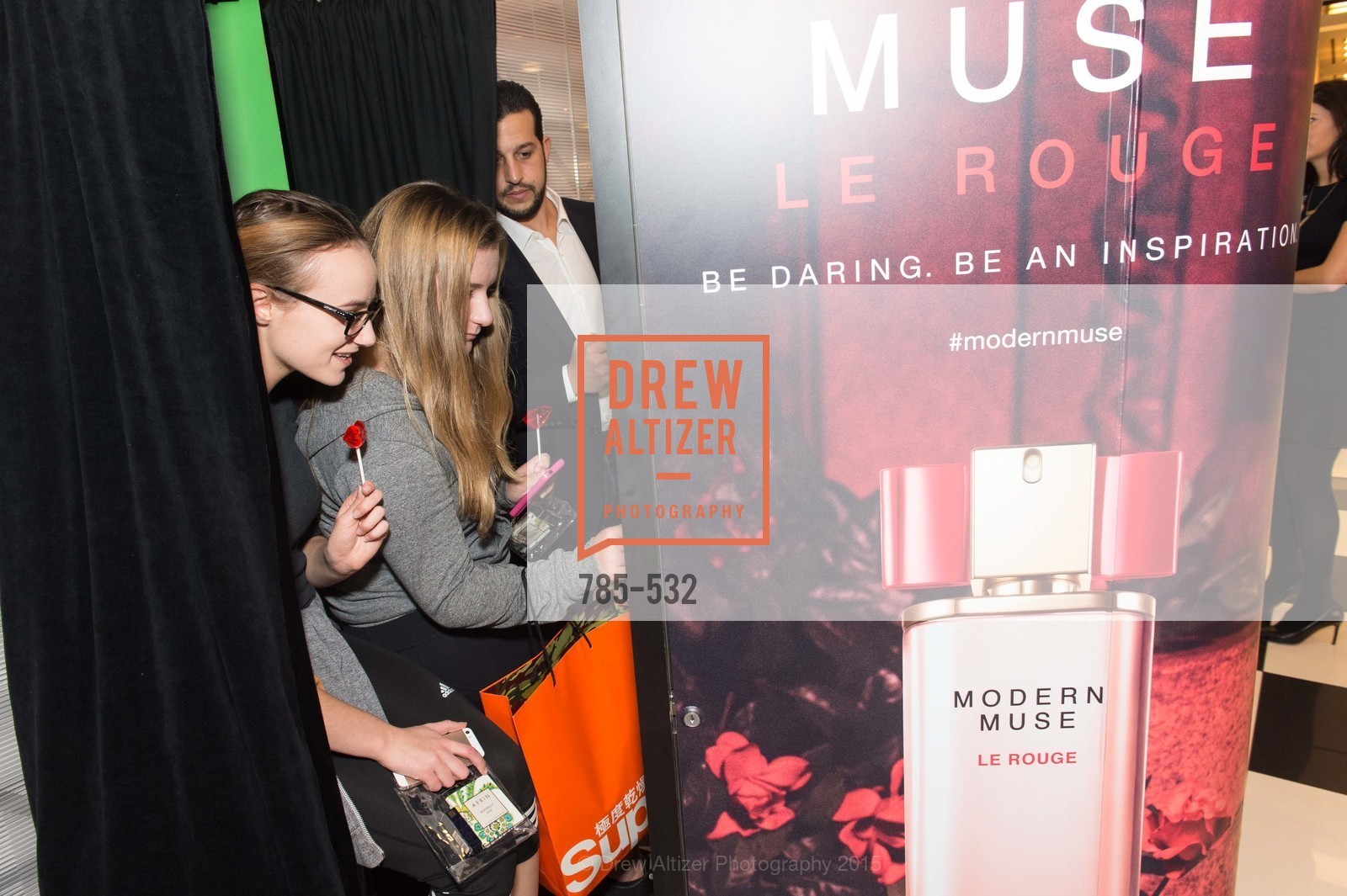 Extras, Modern Muse Le Rouge Fragrance Launch, November 14th, 2015, Photo,Drew Altizer, Drew Altizer Photography, full-service agency, private events, San Francisco photographer, photographer california