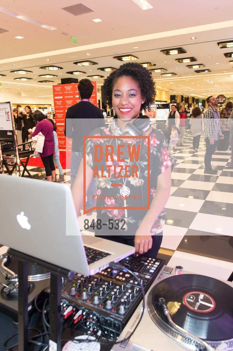 Top Picks, Modern Muse Le Rouge Fragrance Launch, November 14th, 2015, Photo,Drew Altizer, Drew Altizer Photography, full-service agency, private events, San Francisco photographer, photographer california
