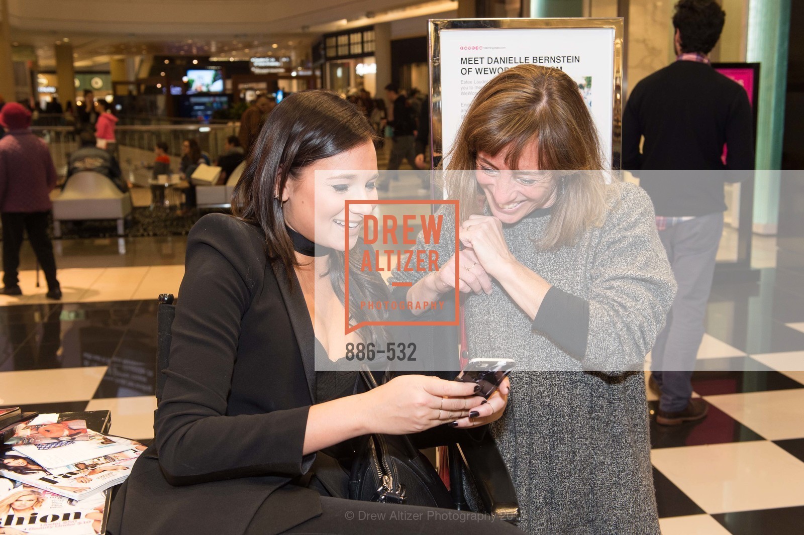 Top Picks, Modern Muse Le Rouge Fragrance Launch, November 14th, 2015, Photo,Drew Altizer, Drew Altizer Photography, full-service event agency, private events, San Francisco photographer, photographer California