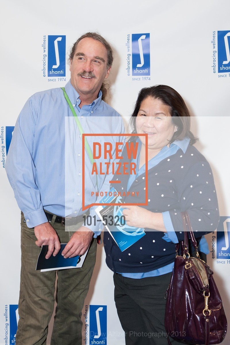 Stephen Damron, Renee Miyauchi, Compassion is UNIVERSAL SHANTI 39th Annual Benefit, US, October 9th, 2013, Photo #101-5320 Stephen Damron, Renee Miyauchi, Photo #101-5320