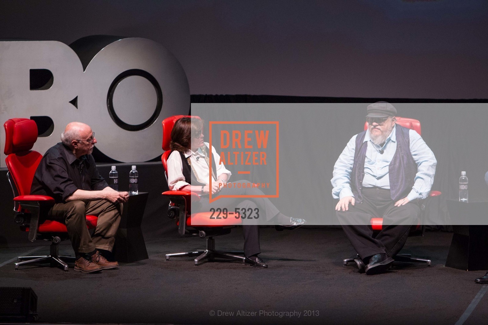 Walt Mossberg, Kara Swisher, George R.R. Martin, GAME OF THRONES For SFWire, US, March 20th, 2013, Photo #229-5323 Walt Mossberg, Kara Swisher, George R.R. Martin, Photo #229-5323