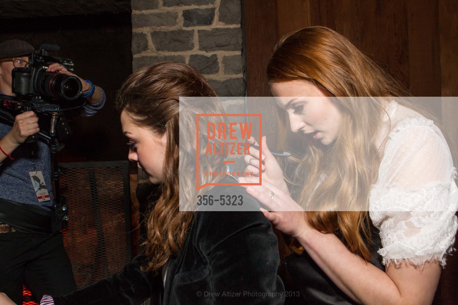 Maisie Williams, Sophie Turner, GAME OF THRONES For SFWire, US, March 20th, 2013, Photo #356-5323 Maisie Williams, Sophie Turner, Photo #356-5323