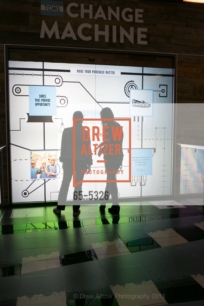 Atmosphere, WESTFIELD LABS + eBAY INC. Unveil Digital Storefront with Sony, TOMS and Rebecca Minkoff, US, November 20th, 2013, Photo #65-5326 Atmosphere, Photo #65-5326
