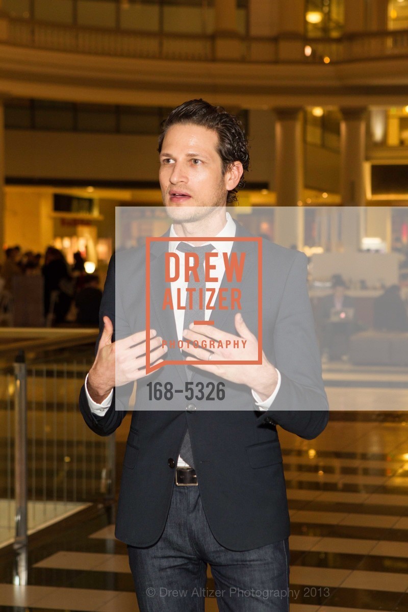 Uri Minkoff, WESTFIELD LABS + eBAY INC. Unveil Digital Storefront with Sony, TOMS and Rebecca Minkoff, US, November 20th, 2013, Photo #168-5326 Uri Minkoff, Photo #168-5326