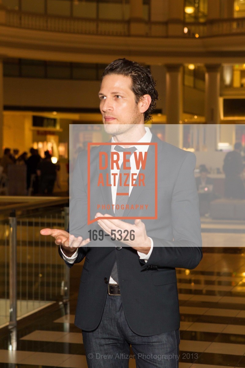 Uri Minkoff, WESTFIELD LABS + eBAY INC. Unveil Digital Storefront with Sony, TOMS and Rebecca Minkoff, US, November 20th, 2013, Photo #169-5326 Uri Minkoff, Photo #169-5326