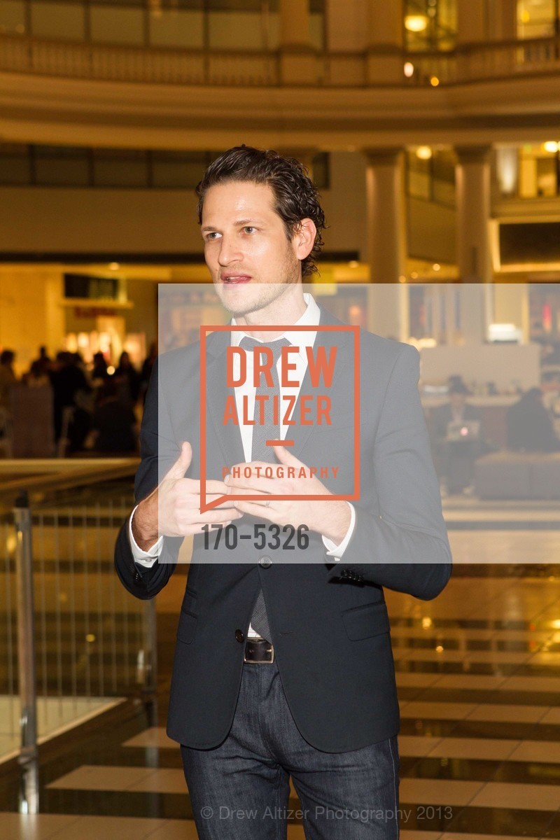 Uri Minkoff, WESTFIELD LABS + eBAY INC. Unveil Digital Storefront with Sony, TOMS and Rebecca Minkoff, US, November 20th, 2013, Photo #170-5326 Uri Minkoff, Photo #170-5326