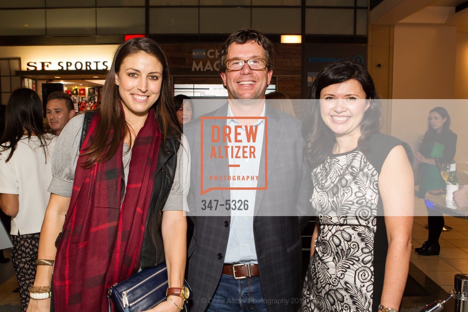 Lindsey Thomas, Kevin McKenzie, Natalia Sandin, WESTFIELD LABS + eBAY INC. Unveil Digital Storefront with Sony, TOMS and Rebecca Minkoff, US, November 20th, 2013, Photo #347-5326 Lindsey Thomas, Kevin McKenzie, Natalia Sandin, Photo #347-5326