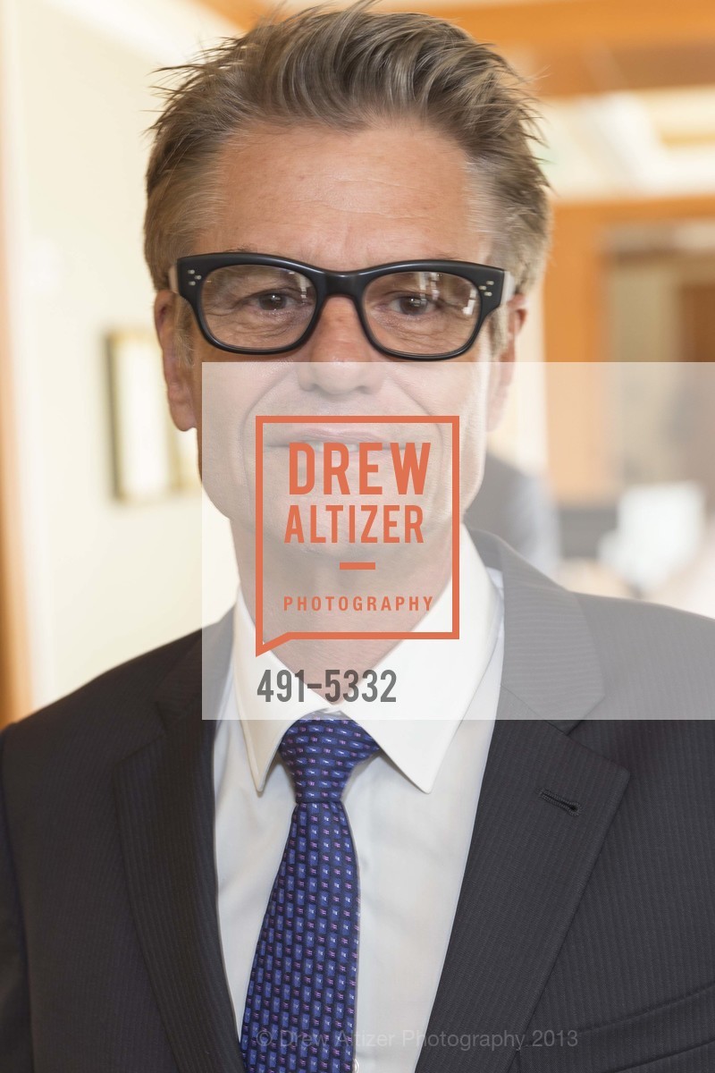 Harry Hamlin, A.C.T. Conservatory Awards Luncheon, US, October 28th, 2013, Photo #491-5332 Harry Hamlin, Photo #491-5332