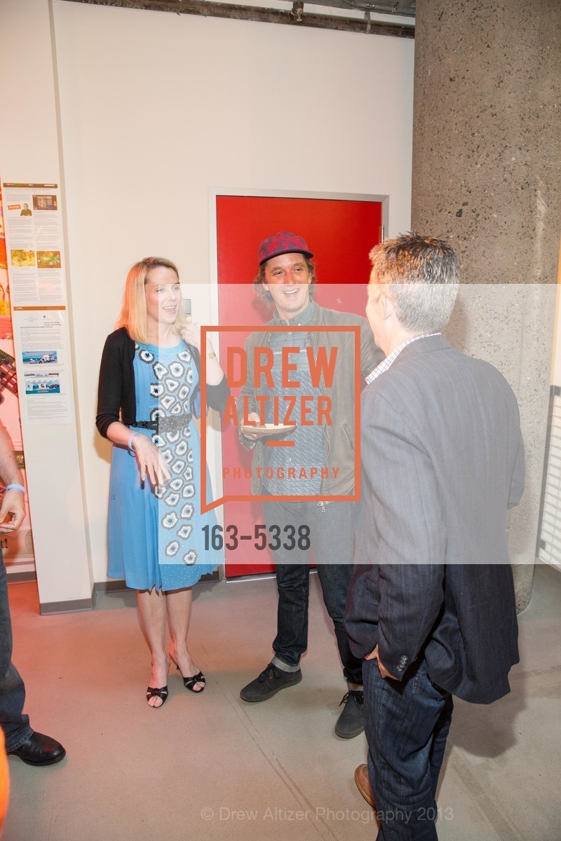 Marissa Mayer, Yves Behar, Photo #163-5338