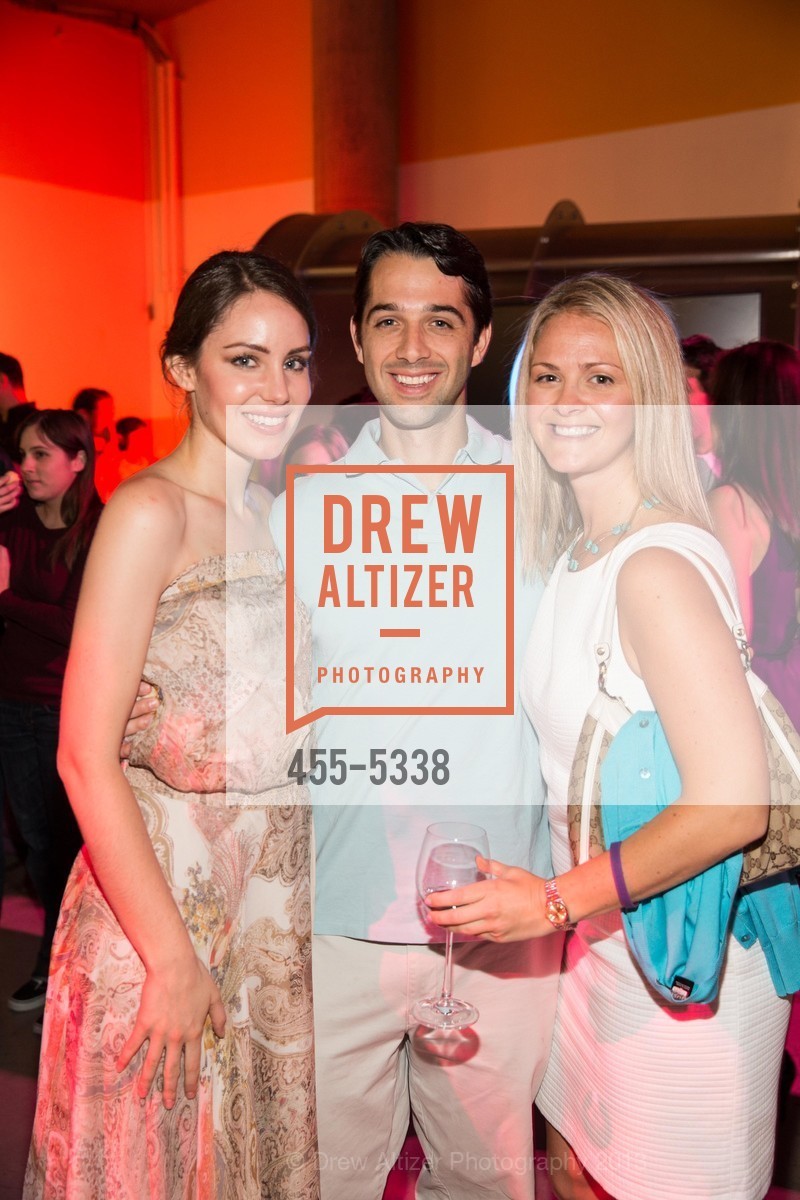 Rachelle Cuccias, David Cuccias, Zoz Cuccias, Photo #455-5338