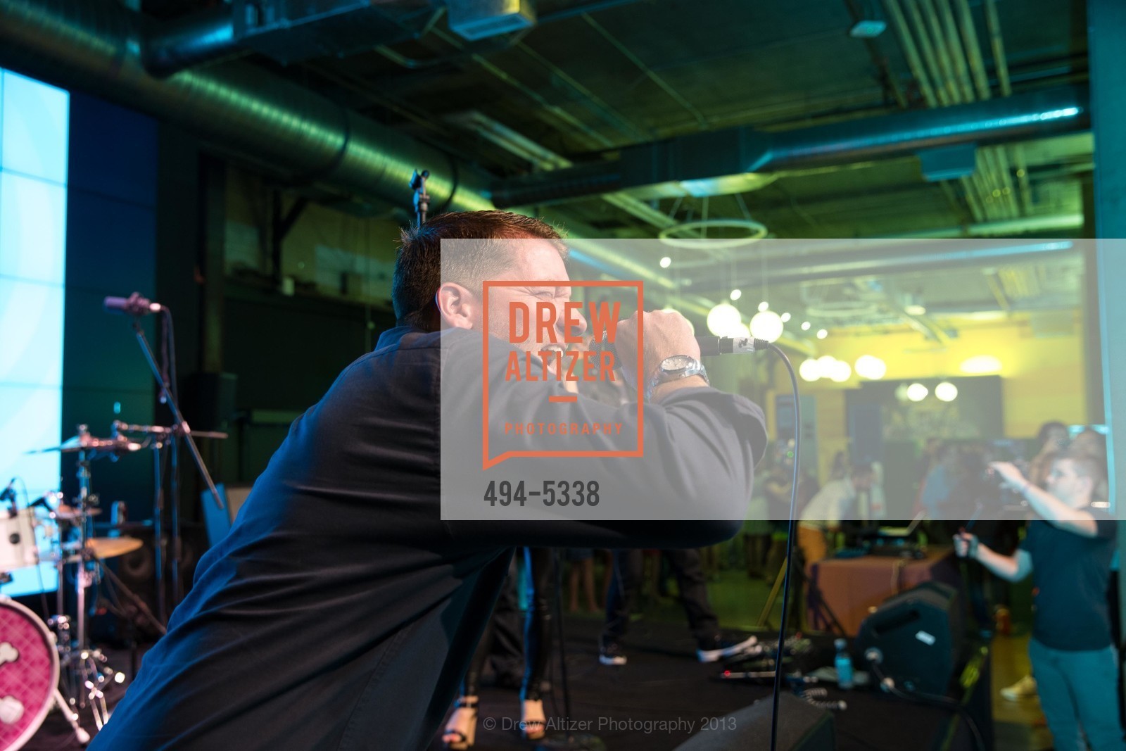 Performance By Coverflow, Photo #494-5338
