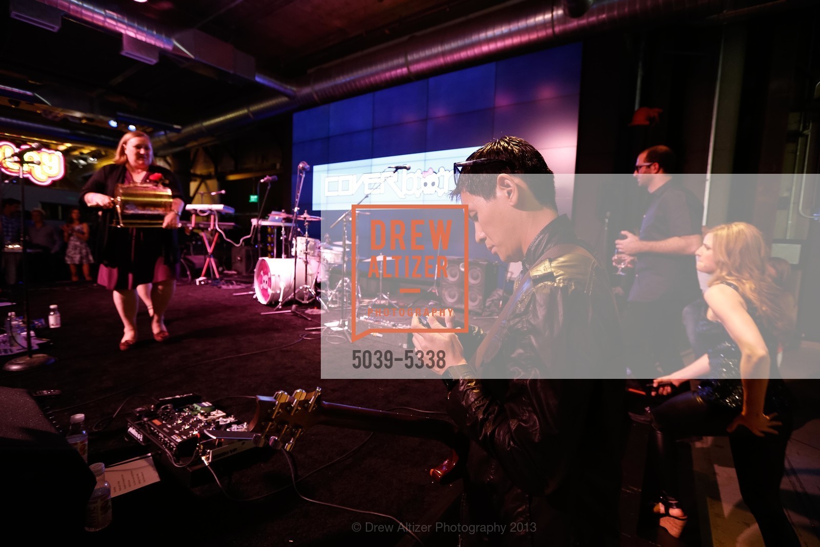 Performance By Coverflow, Rock for EPACS Summer Solstice party, US, June 21st, 2013, Photo #5039-5338 Performance By Coverflow, Photo #5039-5338