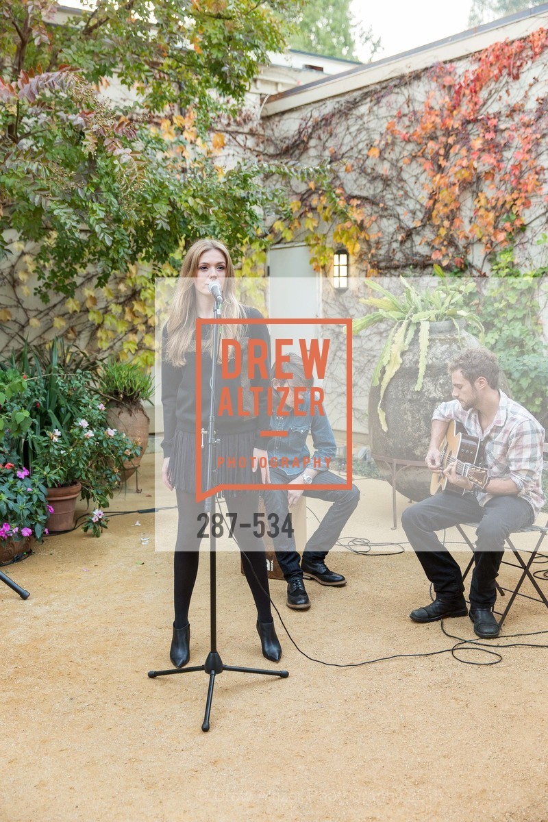 Performance By Em Rossi, Perfecting Pairings - Food, Wine and Stories, Chateau St Jean, Kenwood, November 14th, 2015,Drew Altizer, Drew Altizer Photography, full-service agency, private events, San Francisco photographer, photographer california