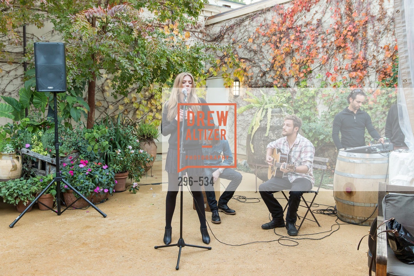 Performance By Em Rossi, Perfecting Pairings - Food, Wine and Stories, Chateau St Jean, Kenwood, November 14th, 2015,Drew Altizer, Drew Altizer Photography, full-service agency, private events, San Francisco photographer, photographer california
