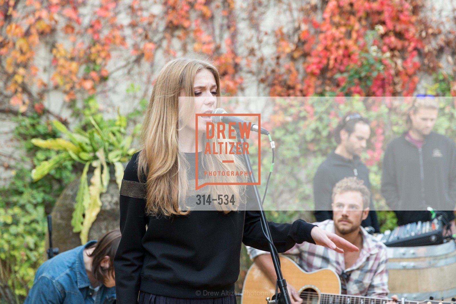Performance By Em Rossi, Perfecting Pairings - Food, Wine and Stories, Chateau St Jean, Kenwood, November 14th, 2015,Drew Altizer, Drew Altizer Photography, full-service agency, private events, San Francisco photographer, photographer california