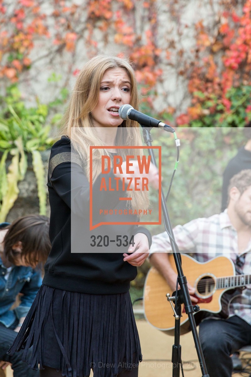 Performance By Em Rossi, Perfecting Pairings - Food, Wine and Stories, Chateau St Jean, Kenwood, November 14th, 2015,Drew Altizer, Drew Altizer Photography, full-service event agency, private events, San Francisco photographer, photographer California