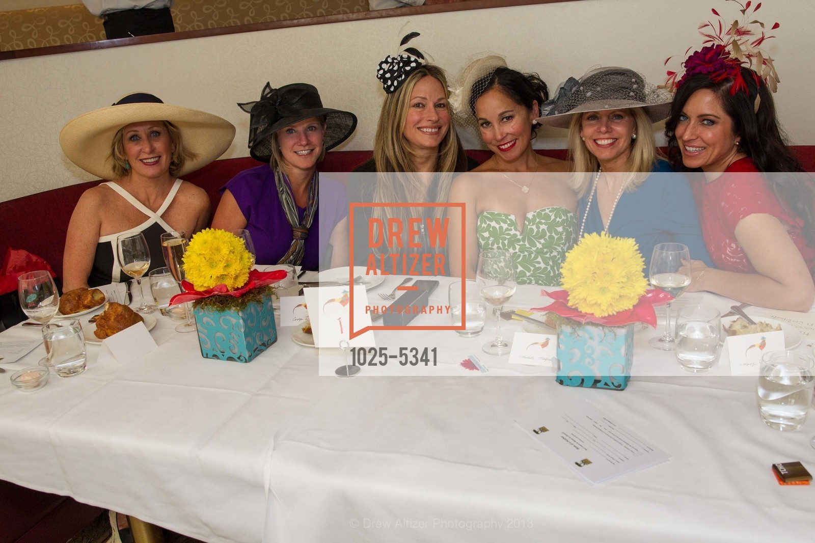 Lisa Keith, Carol Ann Weiss, Carolyne Zinko, Michelle Molfino, Corey Hyde, SAN FRANCISCO ZOO AUXILIARY Birds of a Feather, US, October 9th, 2013, Photo #1025-5341 Lisa Keith, Carol Ann Weiss, Carolyne Zinko, Michelle Molfino, Corey Hyde, Photo #1025-5341