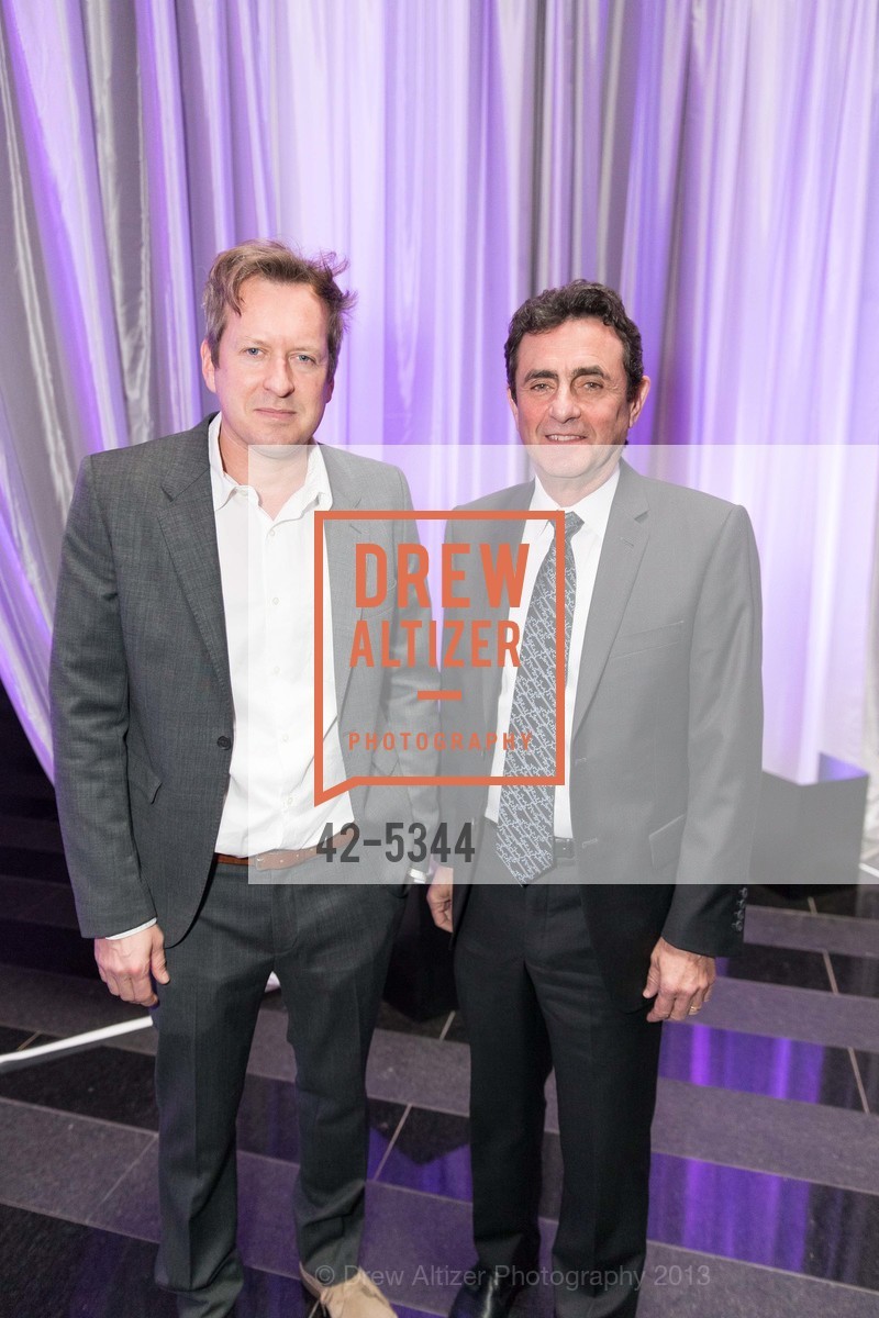 Doug Aitken, Neal Benezra, SFMOMA 2013 Director's Circle Dinner, US, March 20th, 2013, Photo #42-5344 Doug Aitken, Neal Benezra, Photo #42-5344