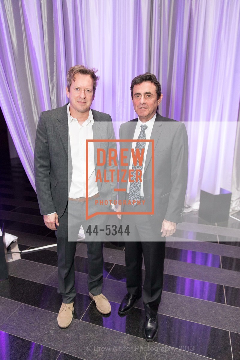 Doug Aitken, Neal Benezra, SFMOMA 2013 Director's Circle Dinner, US, March 20th, 2013, Photo #44-5344 Doug Aitken, Neal Benezra, Photo #44-5344