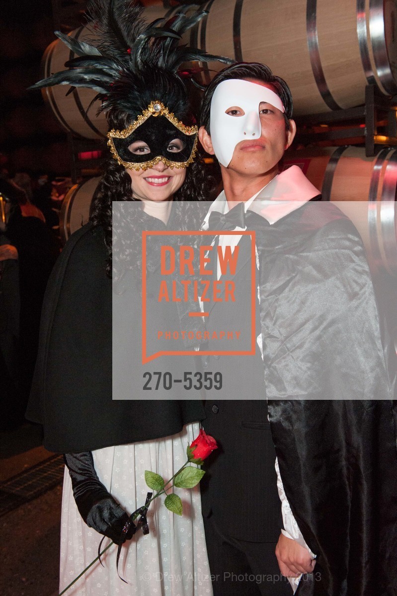 Claire Munzer, Mark Yu, COPPOLA WINERY Diamond Masquerad Ball, US, October 26th, 2013, Photo #270-5359 Claire Munzer, Mark Yu, Photo #270-5359