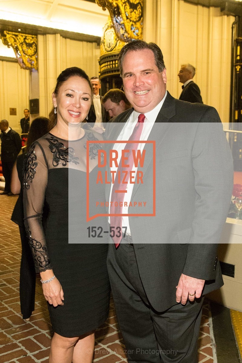 Lisa Brady, John Brady, TOP OF THE MARK'S 75TH Anniversary Party, US, November 7th, 2014, Photo #152-537 Lisa Brady, John Brady, Photo #152-537