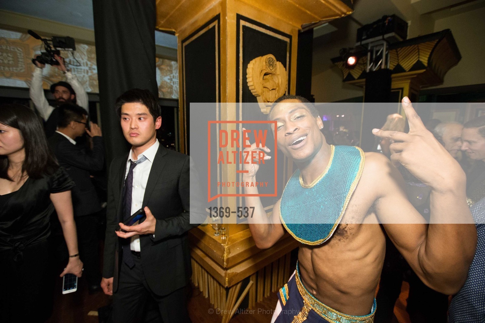 Performer, TOP OF THE MARK'S 75TH Anniversary Party, US, November 7th, 2014,Drew Altizer, Drew Altizer Photography, full-service event agency, private events, San Francisco photographer, photographer California