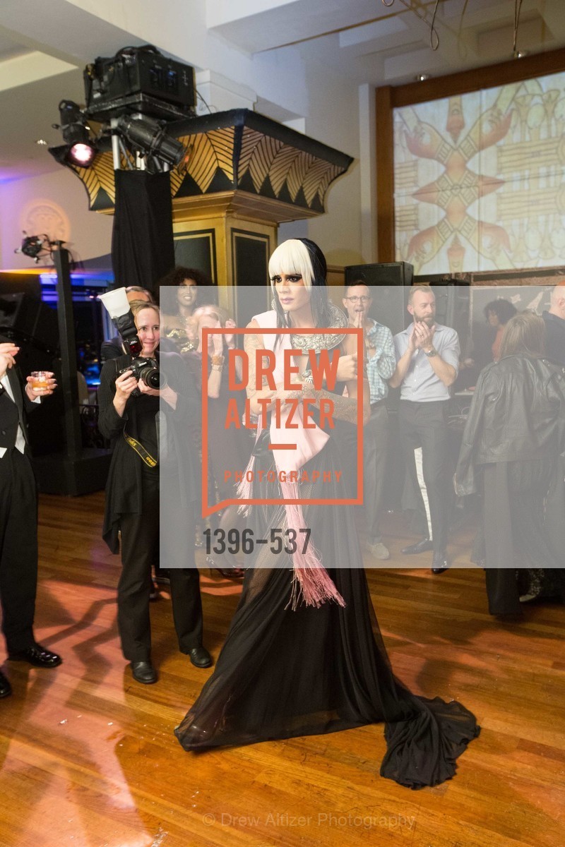 Performance, TOP OF THE MARK'S 75TH Anniversary Party, US, November 7th, 2014,Drew Altizer, Drew Altizer Photography, full-service event agency, private events, San Francisco photographer, photographer California