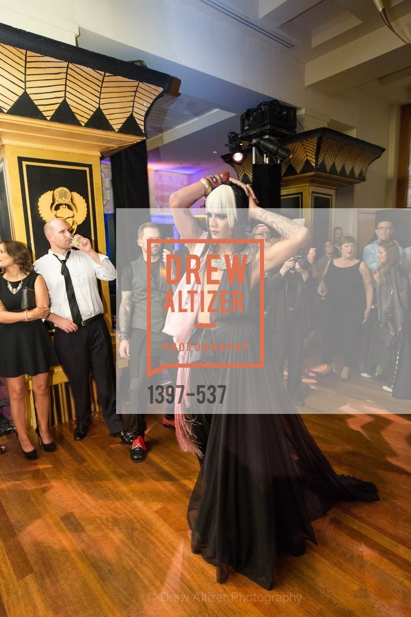 Performance, TOP OF THE MARK'S 75TH Anniversary Party, US, November 7th, 2014,Drew Altizer, Drew Altizer Photography, full-service event agency, private events, San Francisco photographer, photographer California