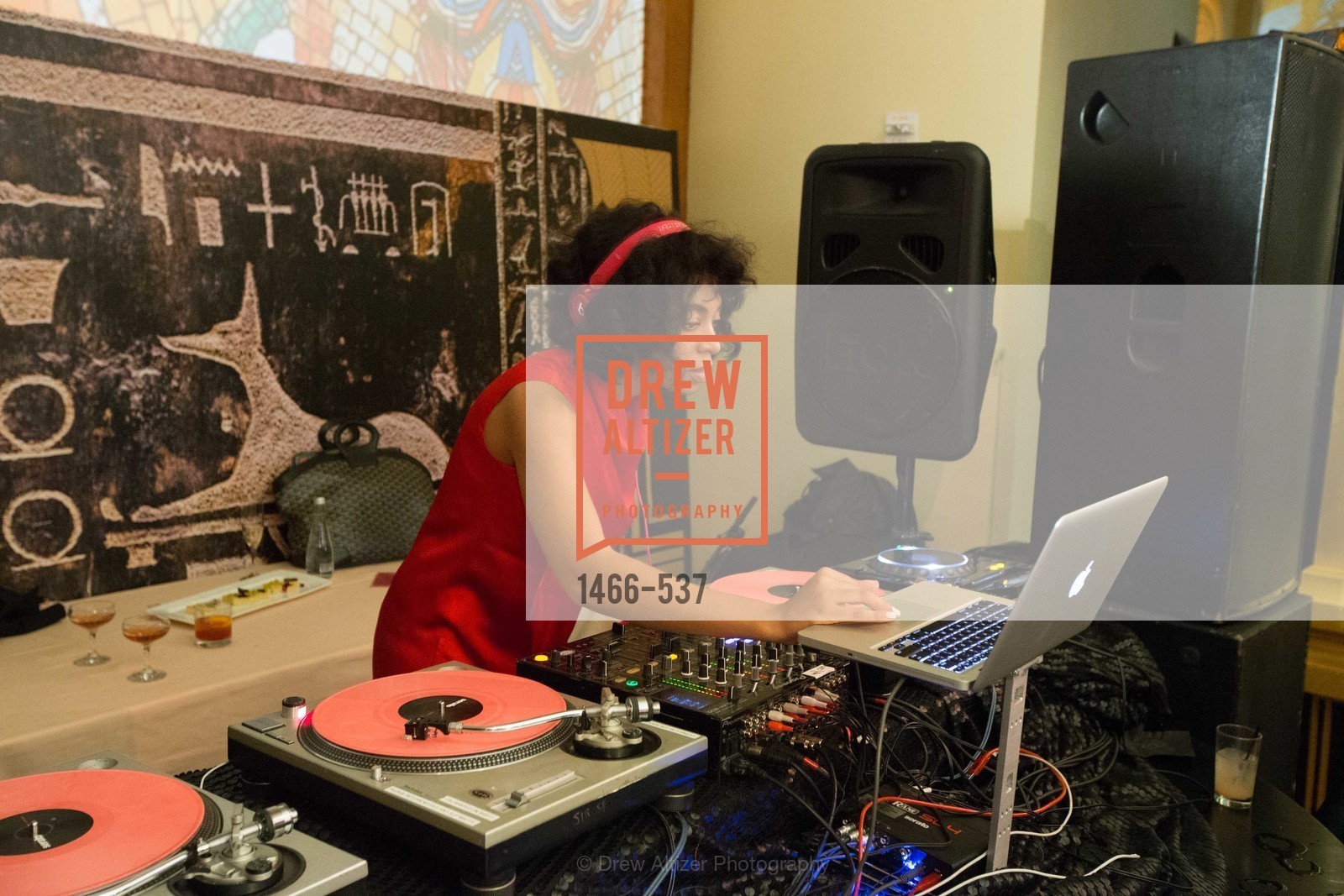 Dj, TOP OF THE MARK'S 75TH Anniversary Party, US, November 7th, 2014,Drew Altizer, Drew Altizer Photography, full-service agency, private events, San Francisco photographer, photographer california