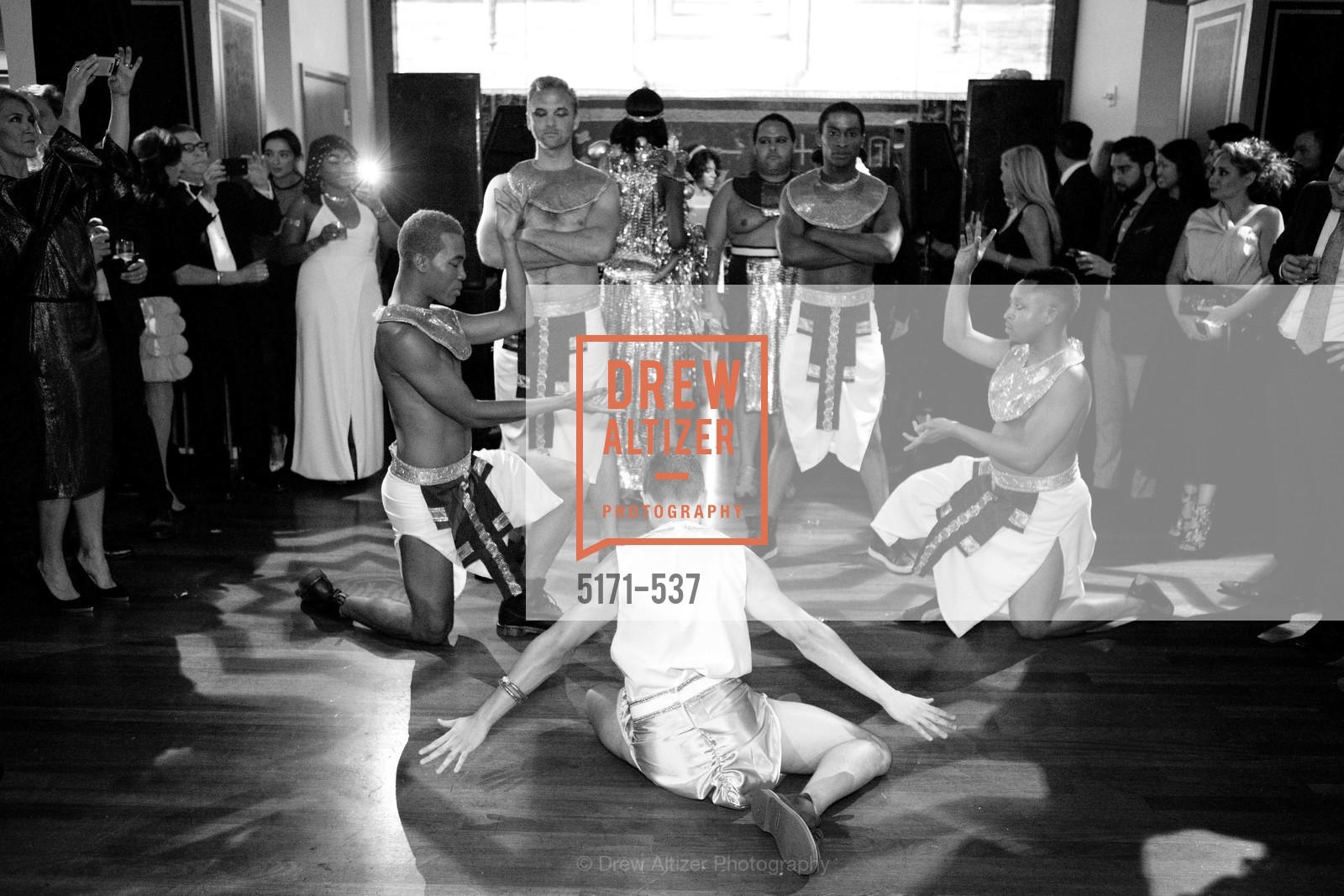 Performance, TOP OF THE MARK'S 75TH Anniversary Party, US, November 7th, 2014,Drew Altizer, Drew Altizer Photography, full-service agency, private events, San Francisco photographer, photographer california