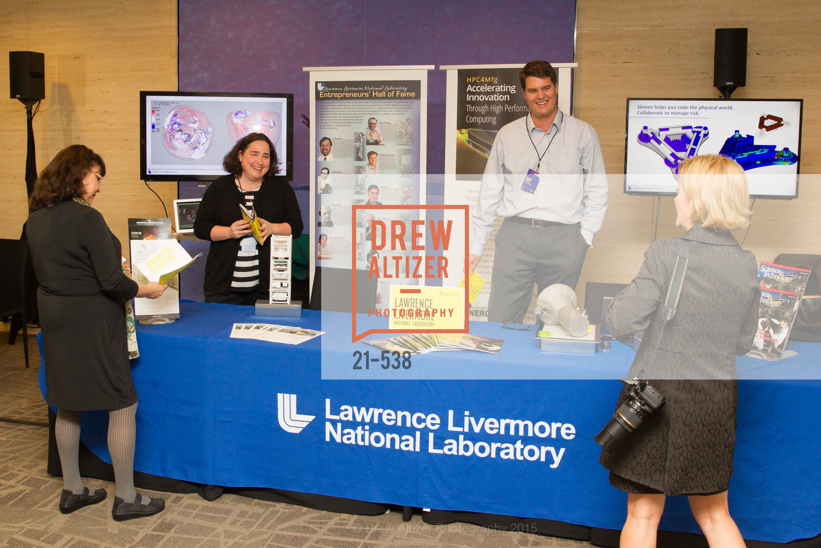 Atmosphere, East Bay Innovation Forum, November 17th, 2015, Photo,Drew Altizer, Drew Altizer Photography, full-service agency, private events, San Francisco photographer, photographer california