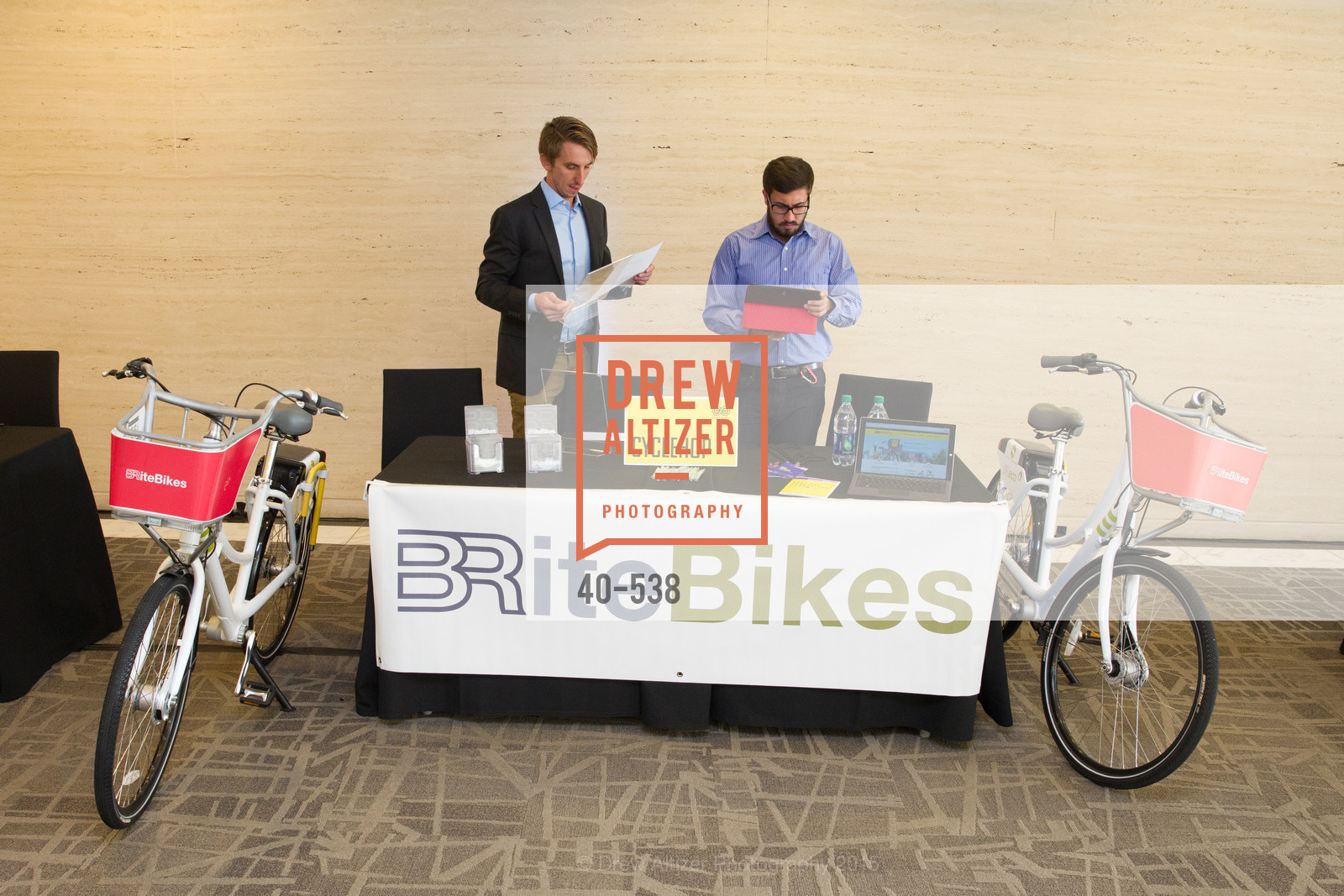 Atmosphere, East Bay Innovation Forum, November 17th, 2015, Photo,Drew Altizer, Drew Altizer Photography, full-service event agency, private events, San Francisco photographer, photographer California