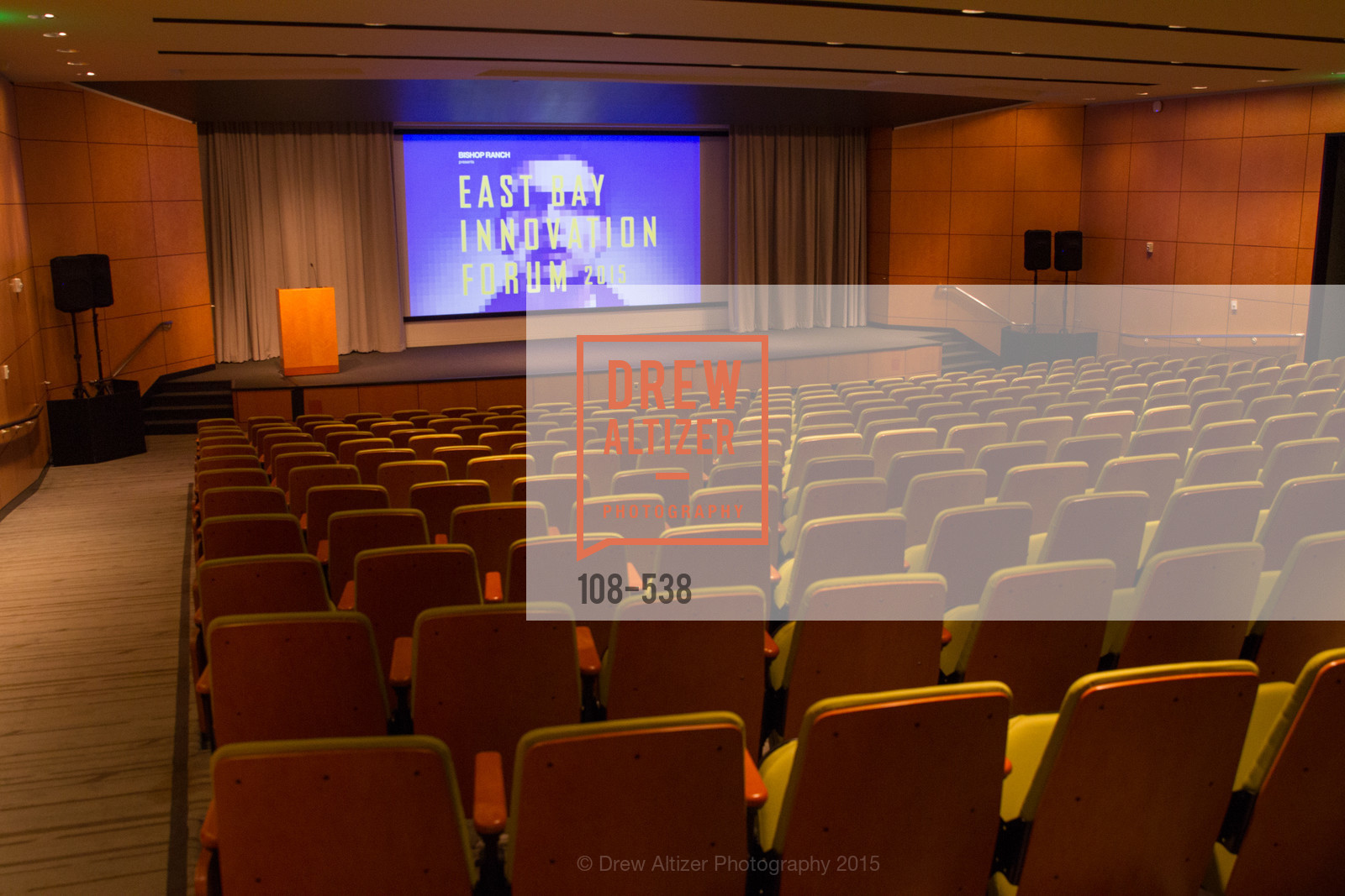 Atmosphere, East Bay Innovation Forum, November 17th, 2015, Photo,Drew Altizer, Drew Altizer Photography, full-service event agency, private events, San Francisco photographer, photographer California