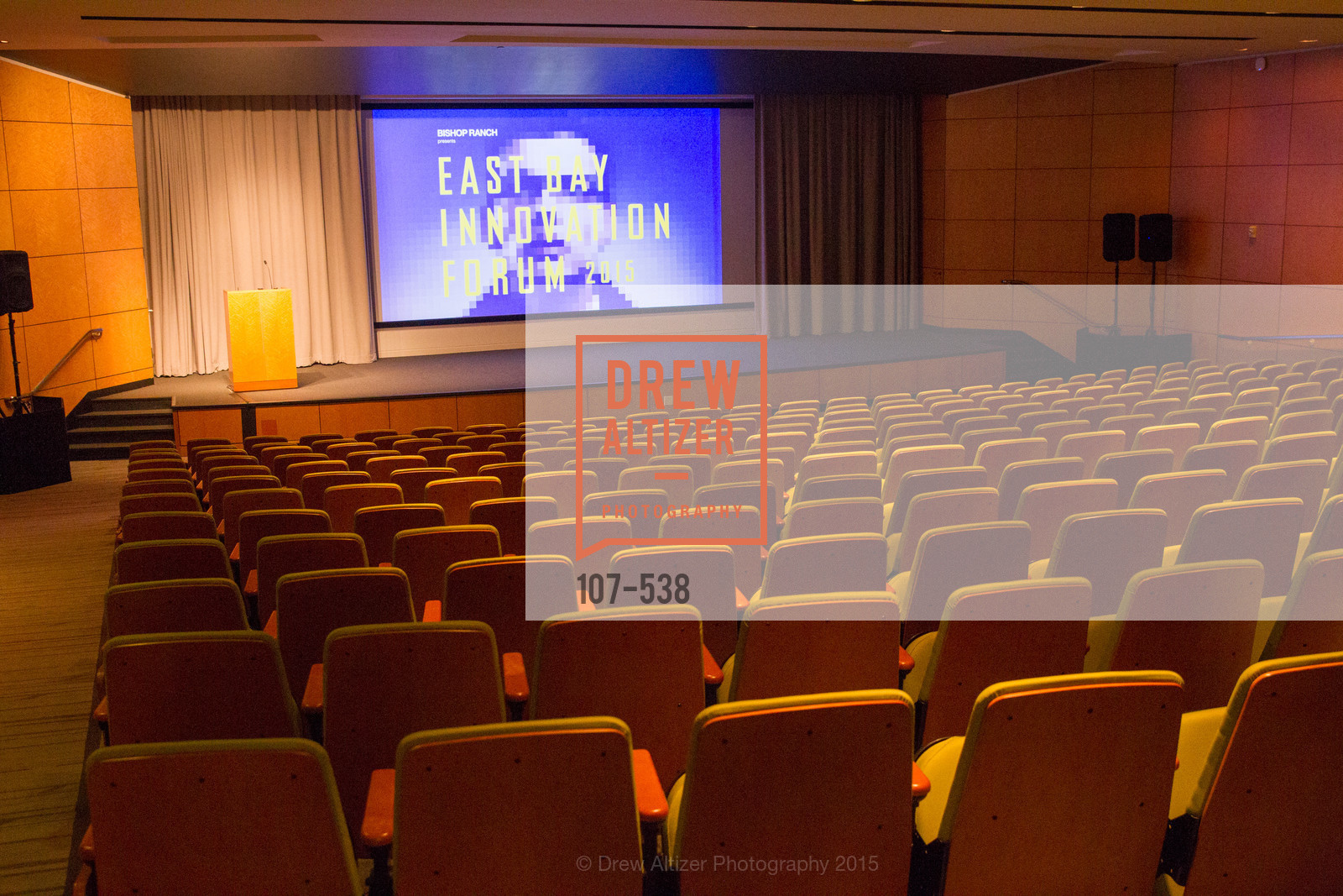 Atmosphere, East Bay Innovation Forum, November 17th, 2015, Photo,Drew Altizer, Drew Altizer Photography, full-service event agency, private events, San Francisco photographer, photographer California