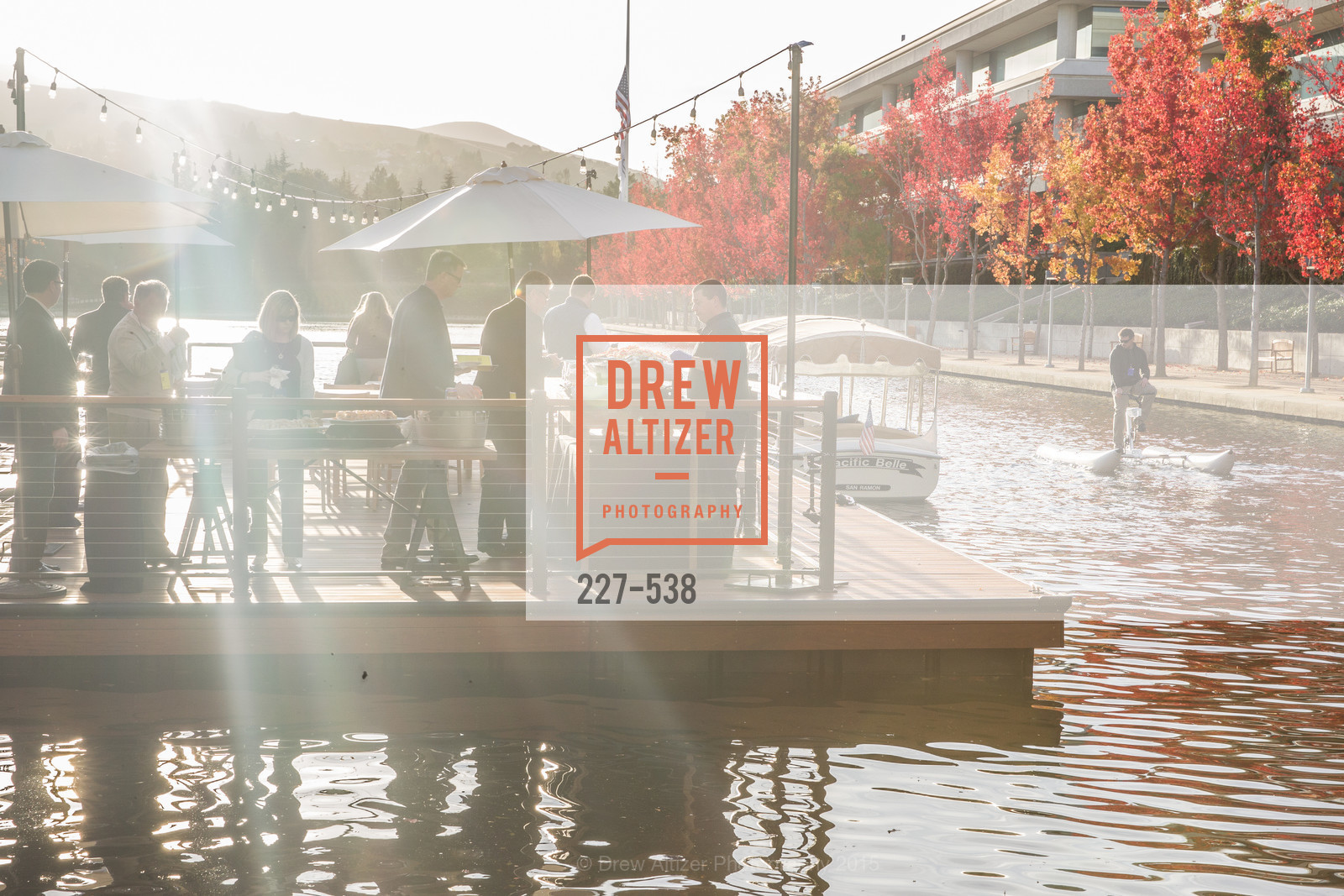 Atmosphere, East Bay Innovation Forum, November 17th, 2015, Photo,Drew Altizer, Drew Altizer Photography, full-service agency, private events, San Francisco photographer, photographer california