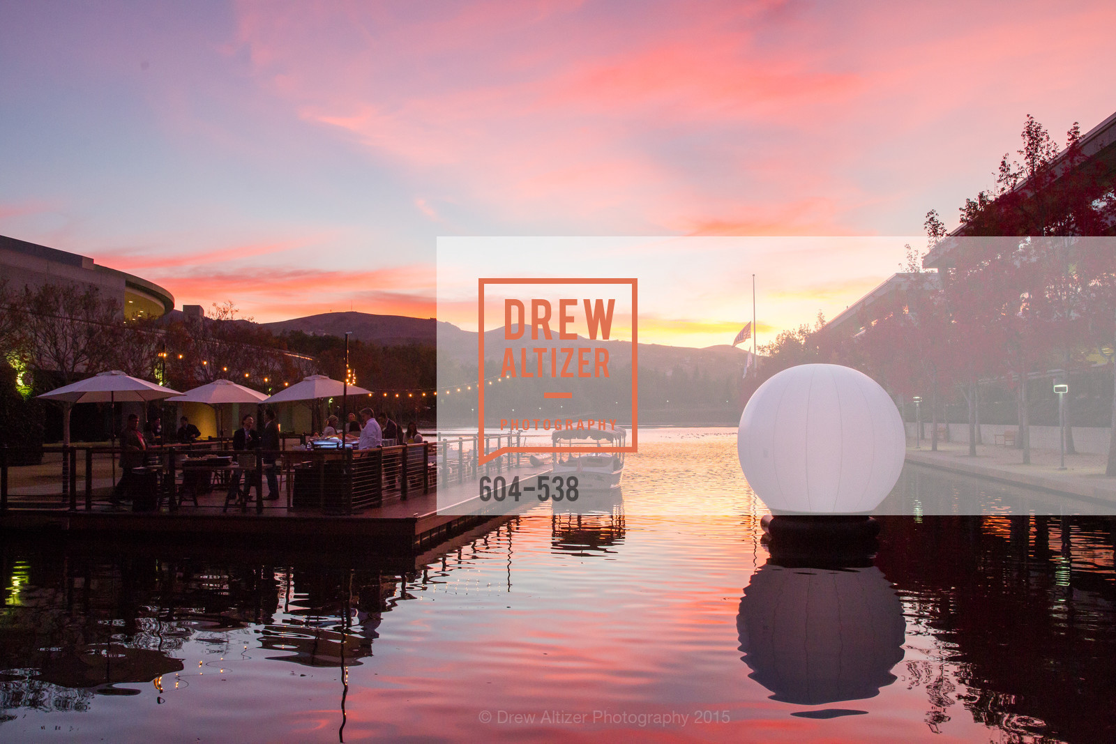 Atmosphere, East Bay Innovation Forum, November 17th, 2015, Photo,Drew Altizer, Drew Altizer Photography, full-service agency, private events, San Francisco photographer, photographer california