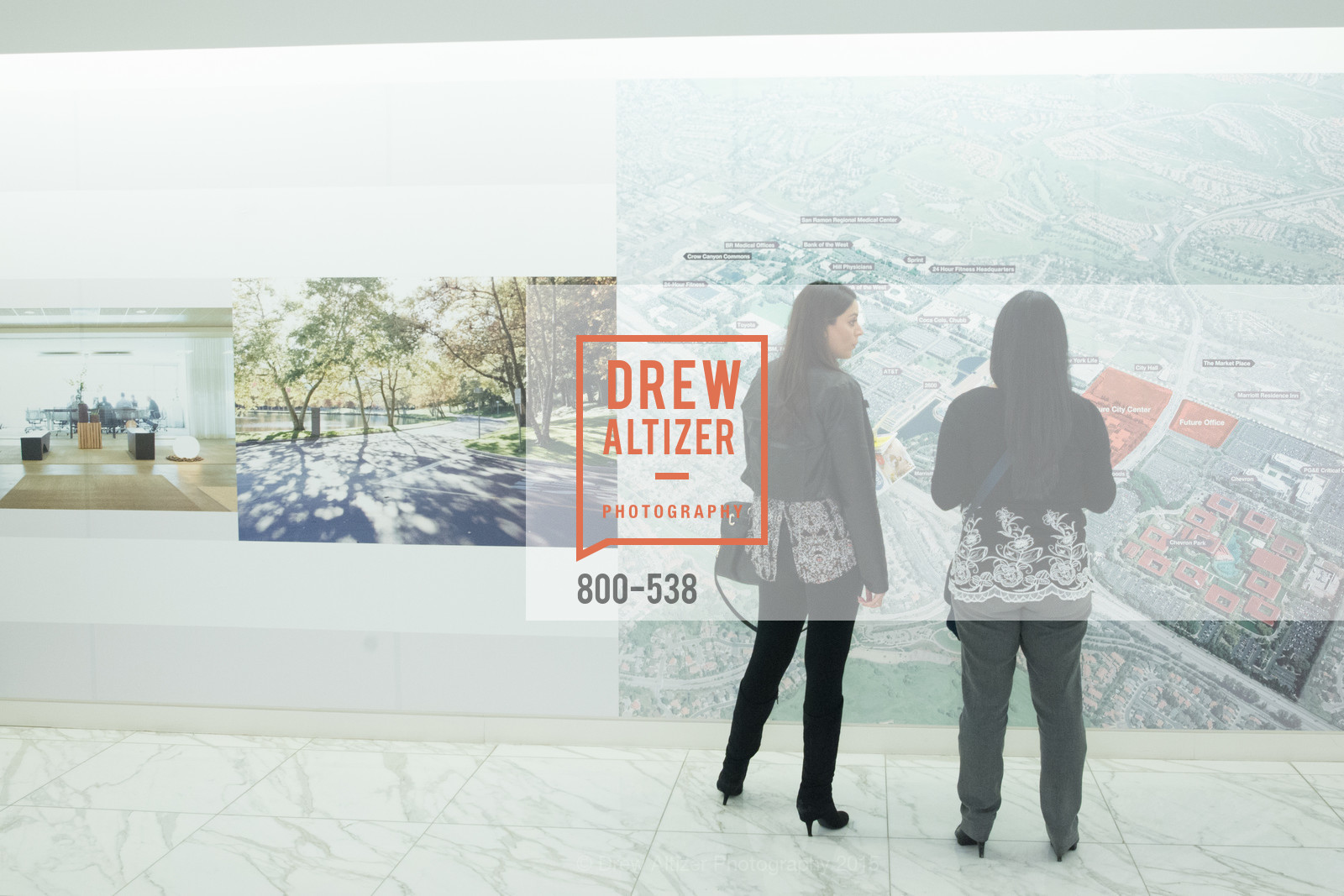 Atmosphere, East Bay Innovation Forum, November 17th, 2015, Photo,Drew Altizer, Drew Altizer Photography, full-service agency, private events, San Francisco photographer, photographer california