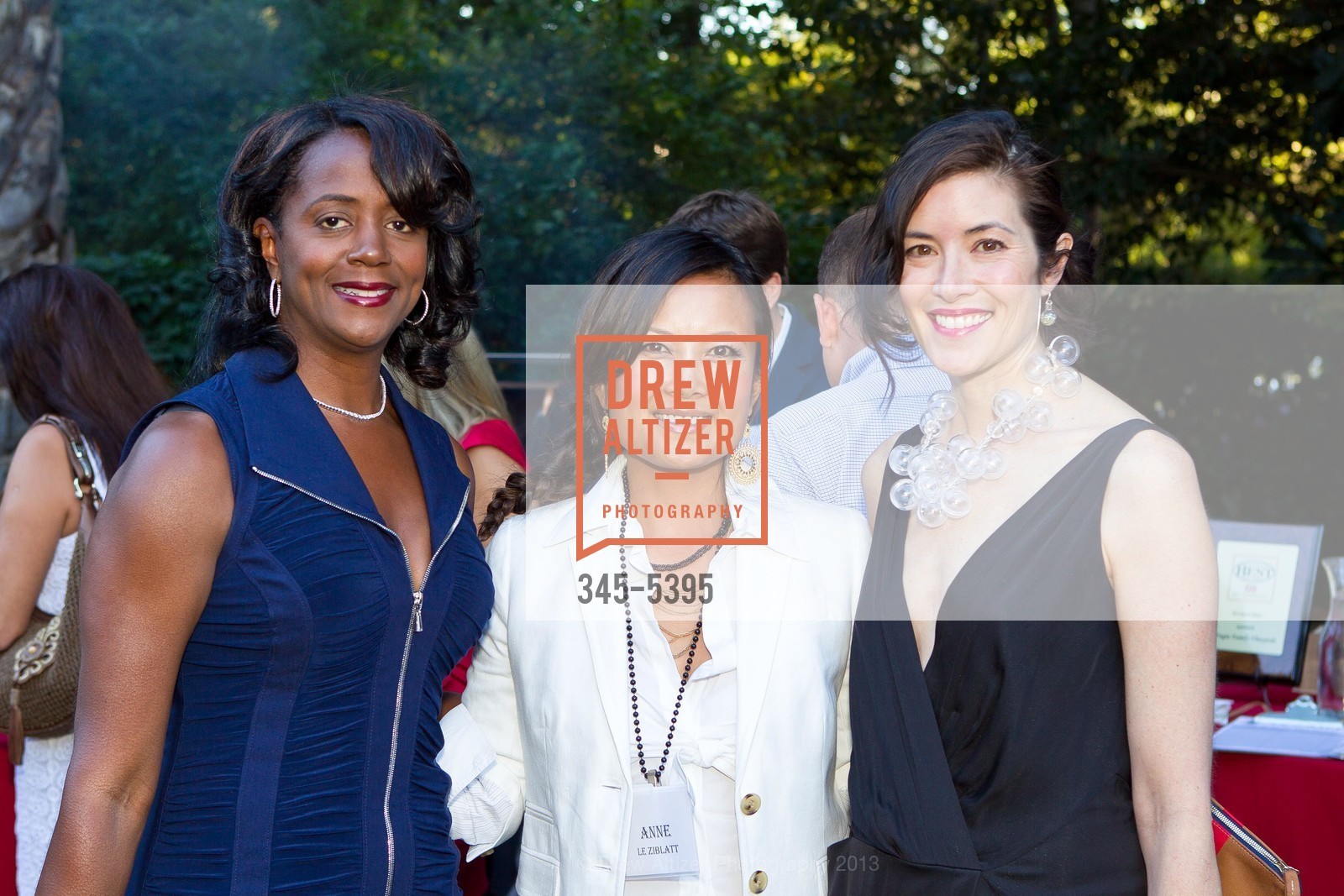 Rachelle Hebrard, Anne LeZiblatt, Lisa Boohar, Photo #345-5395