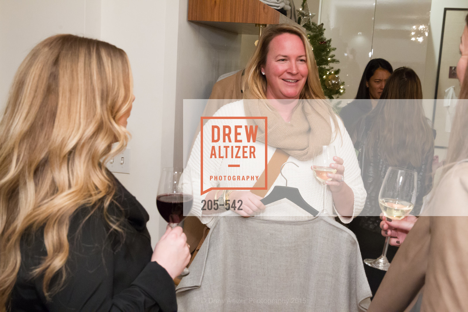Allison Stickney, Cuyana + The McBride Sisters, Cayuna Showroom. 291 Geary Street, 2nd Floor, November 19th, 2015, Photo #205-542 Allison Stickney, Photo #205-542