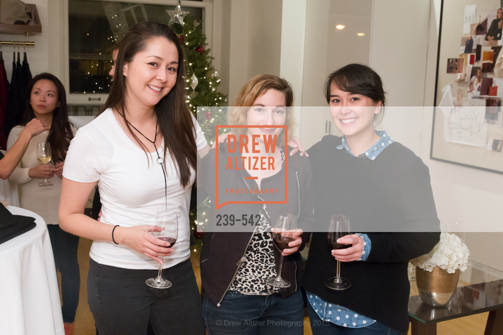 Jess Erikssen, Nora Pojie, Chelse Ng, Cuyana + The McBride Sisters, Cayuna Showroom. 291 Geary Street, 2nd Floor, November 19th, 2015, Photo #239-542 Jess Erikssen, Nora Pojie, Chelse Ng, Photo #239-542