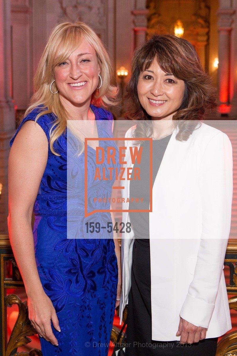 Megan Gorman, Charlotte Ito, SAN FRANCISCO OPERA GUILD & NEIMAN MARCUS Union Square Present The Art of Fashion: Jason Wu, US, March 21st, 2013, Photo #159-5428 Megan Gorman, Charlotte Ito, Photo #159-5428