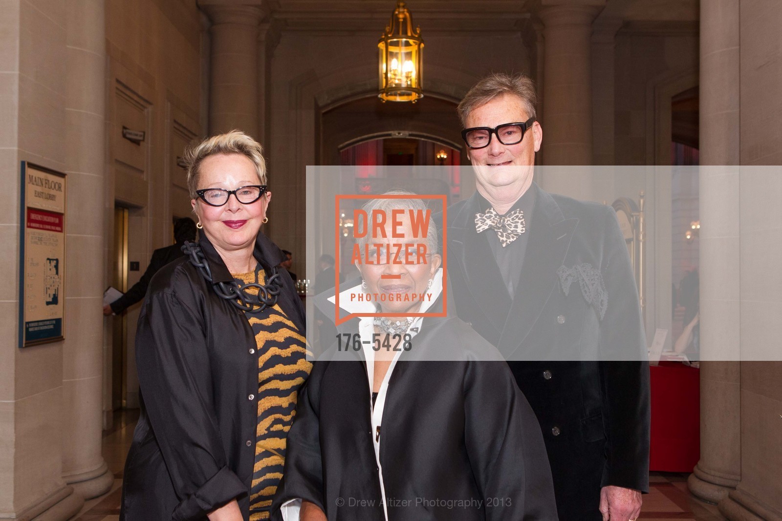 Jeanne Allen, Fran Streets, Marc Grant, SAN FRANCISCO OPERA GUILD & NEIMAN MARCUS Union Square Present The Art of Fashion: Jason Wu, US, March 21st, 2013, Photo #176-5428 Jeanne Allen, Fran Streets, Marc Grant, Photo #176-5428